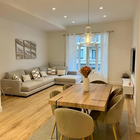 Colon -zurriola Beach 公寓 *